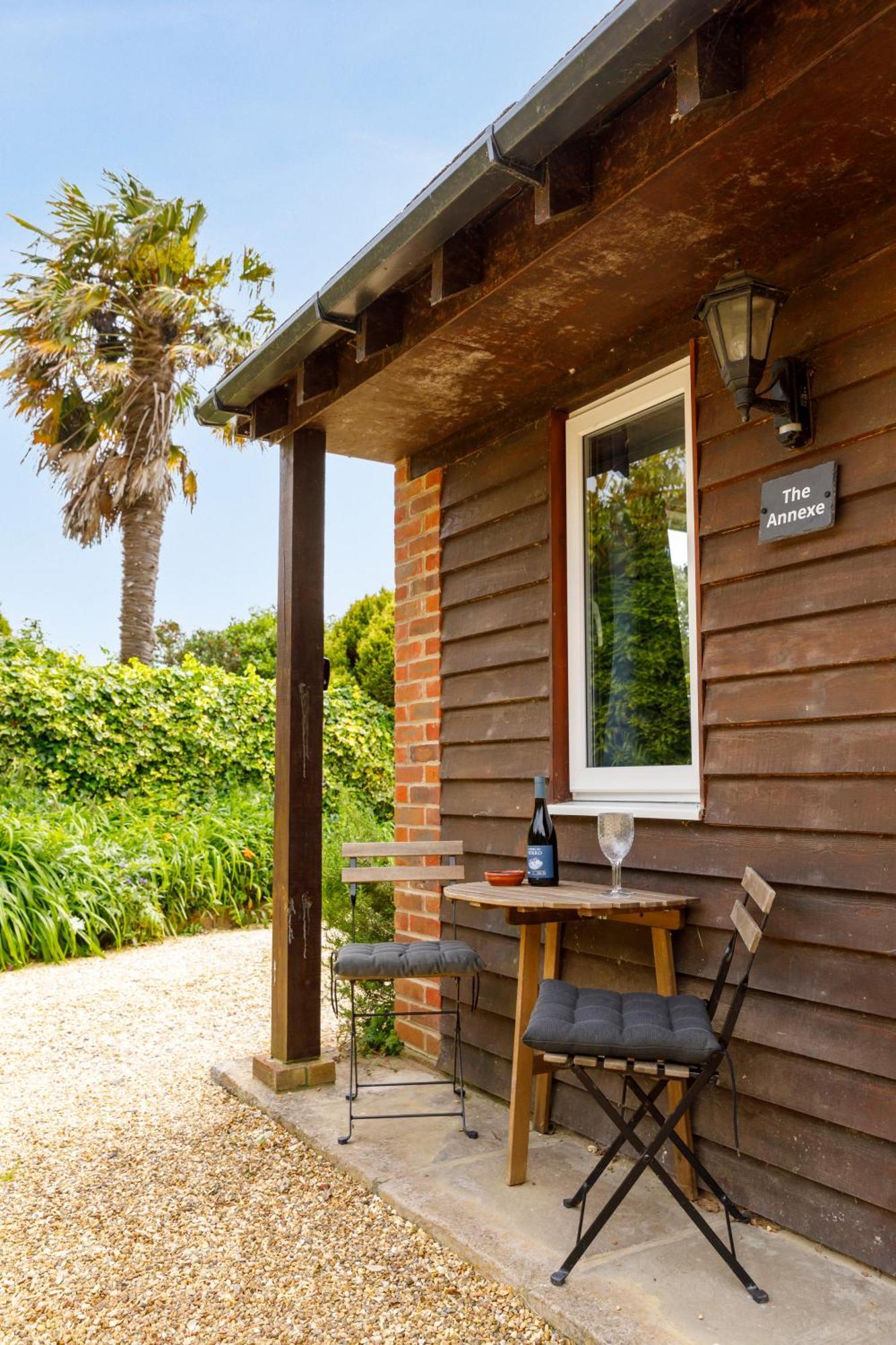 The Annex, Truffles, West Wittering Apartment Exterior photo